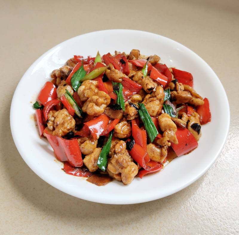 Stir-Fried Chicken with Fermented Black Beans and Red Peppers - Step by Step