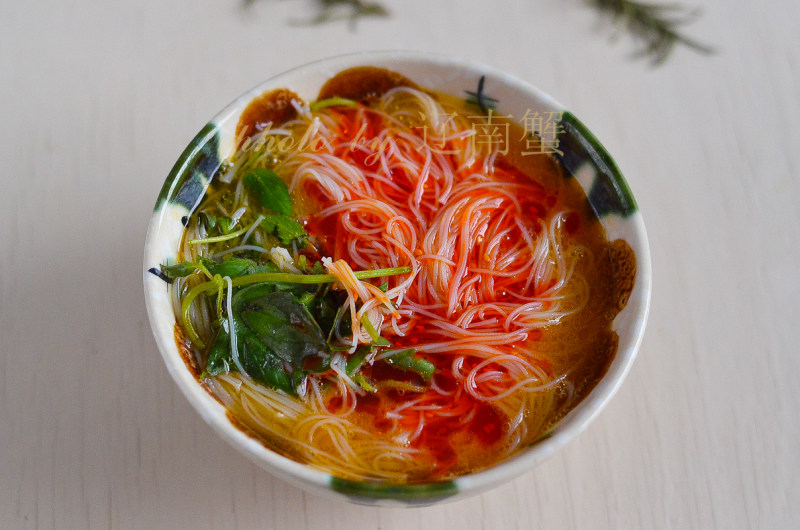 Steps for Making Fish Soup Rice Noodles