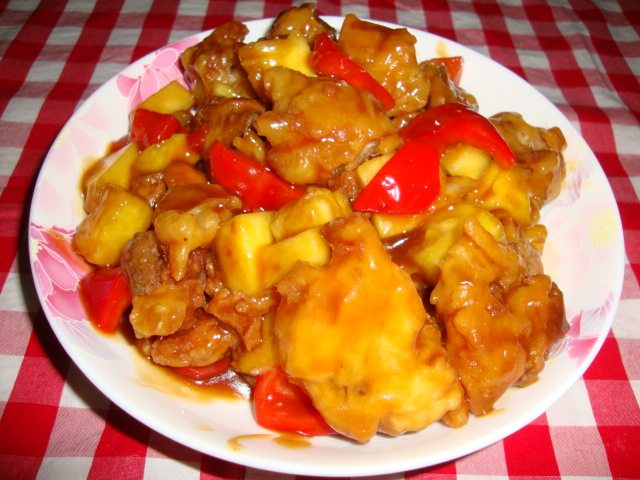 Sweet and Sour Flavor - Pineapple Gulu Pork