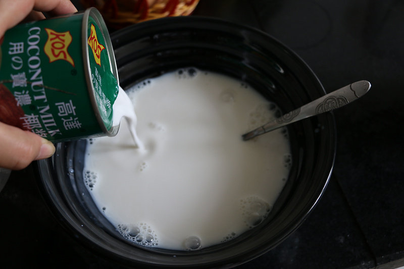 Steps to Make Coconut Milk Pudding