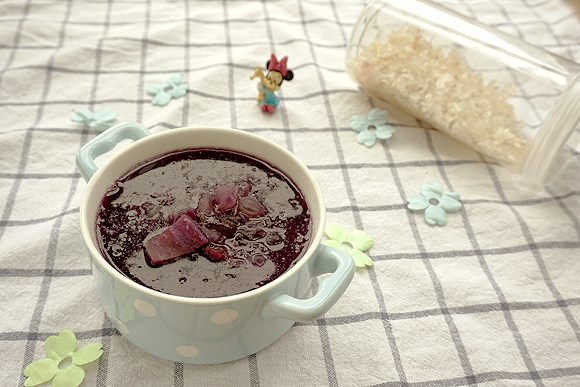 Purple Sweet Potato, Peach Gum, and Bird's Nest Soup