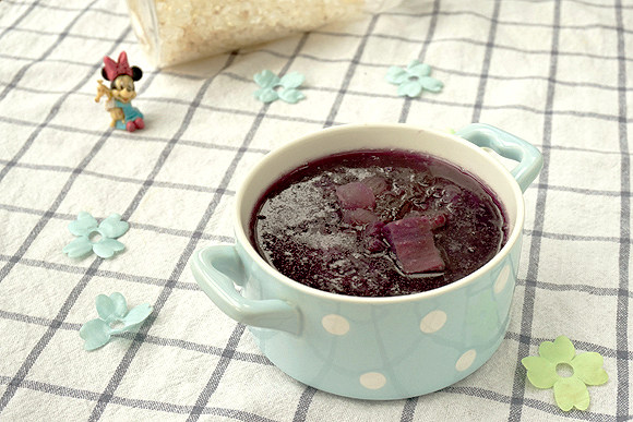 Purple Sweet Potato, Peach Gum, and Bird's Nest Soup