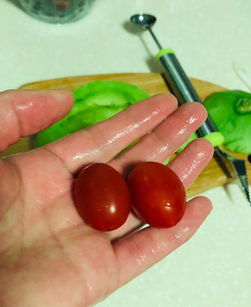 Steps for making Frog Fruit Cup