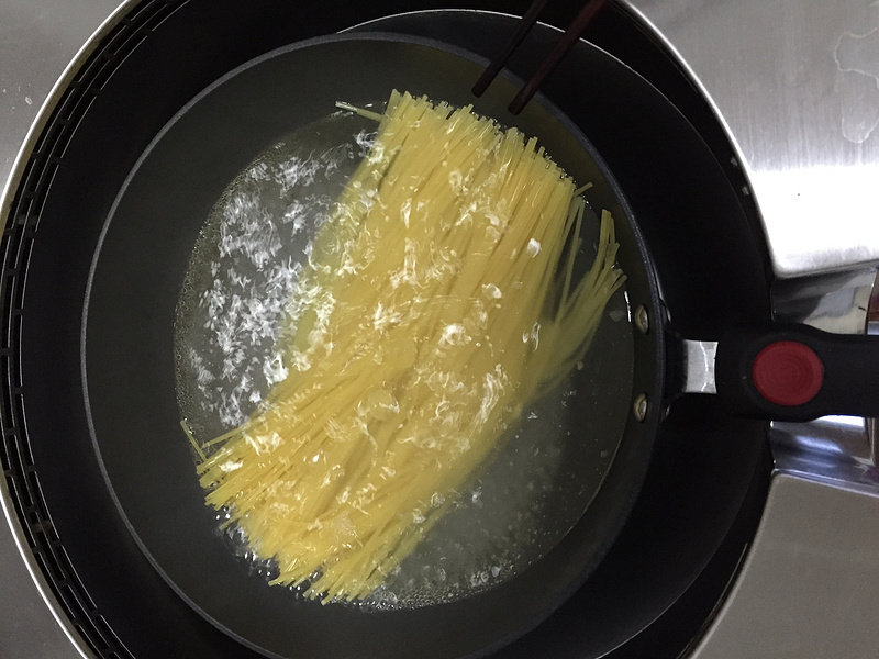 Spaghetti Cooking Steps