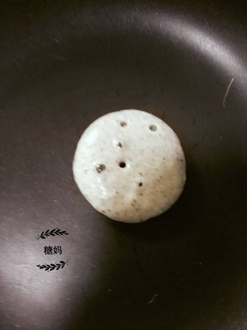 Steps for Making Black Sesame Pancakes