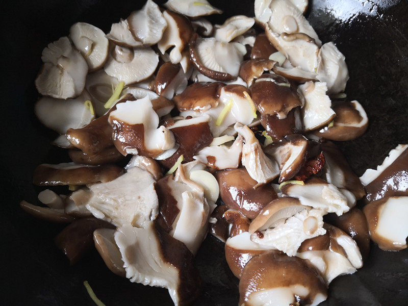 Steps for making Braised Shiitake Mushrooms