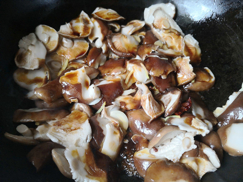 Steps for making Braised Shiitake Mushrooms