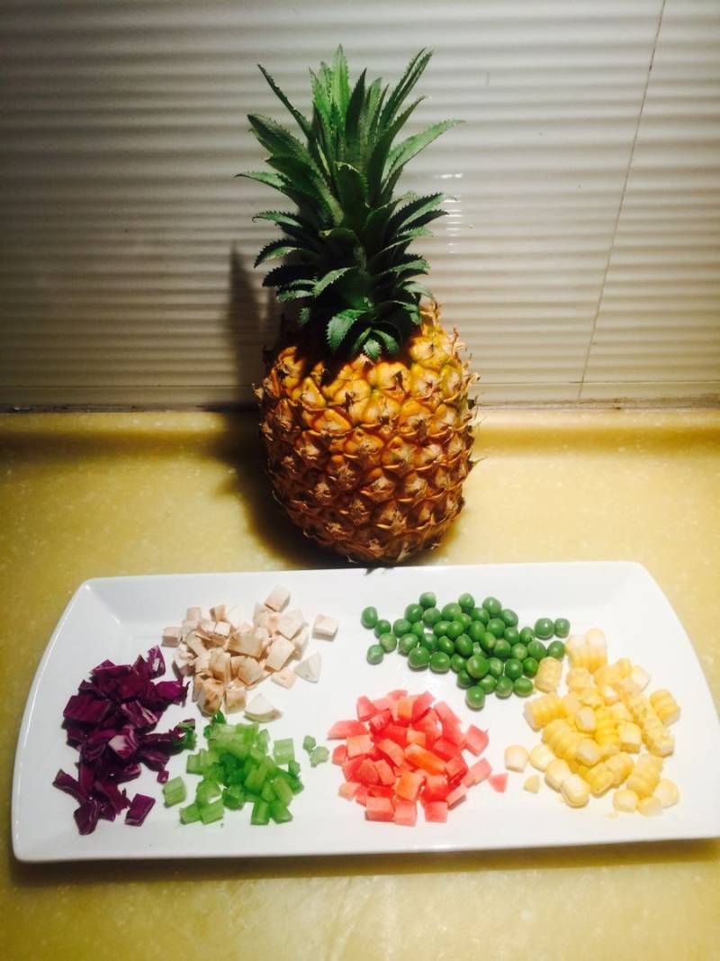 Steps for Cooking Sweet Pineapple Rice