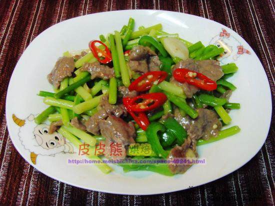 Garlic Sprout Stir-Fried Beef