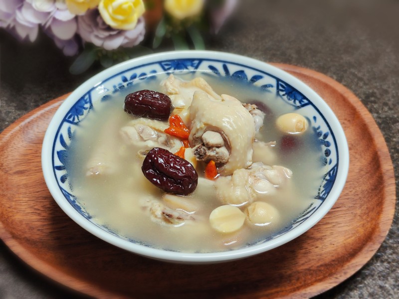 Lotus Seed and Lily Chicken Soup