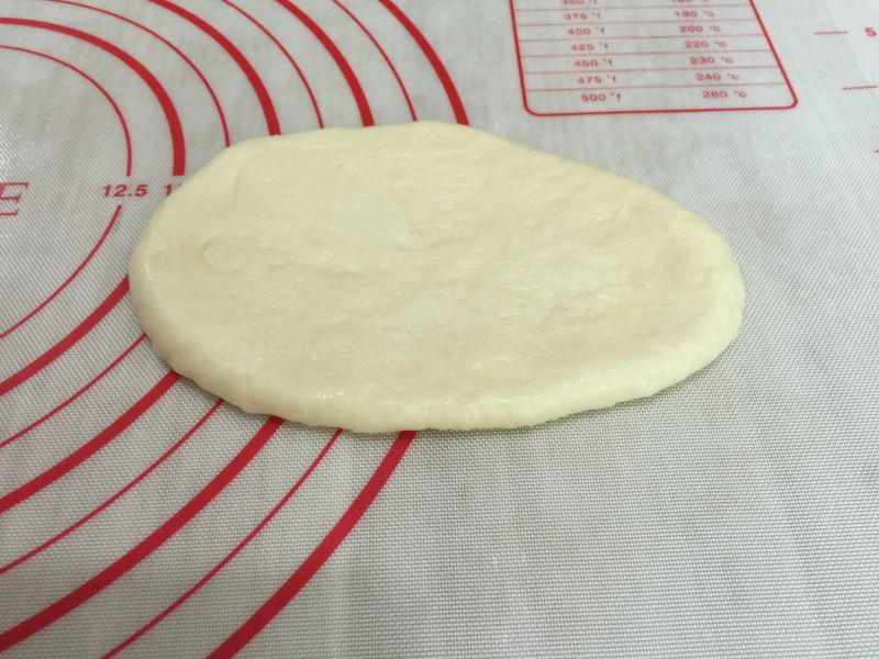 Steps for Making McXiang Soft Sausage Bun