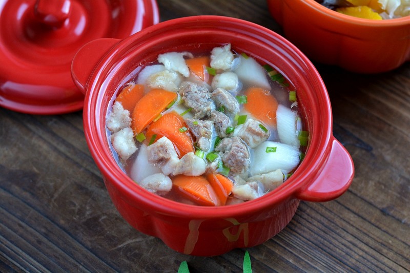 Steps for Cooking Sheep Meat, Yam and Carrot Soup