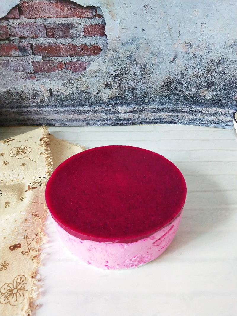 Steps to make Dragon Fruit Mousse Cake