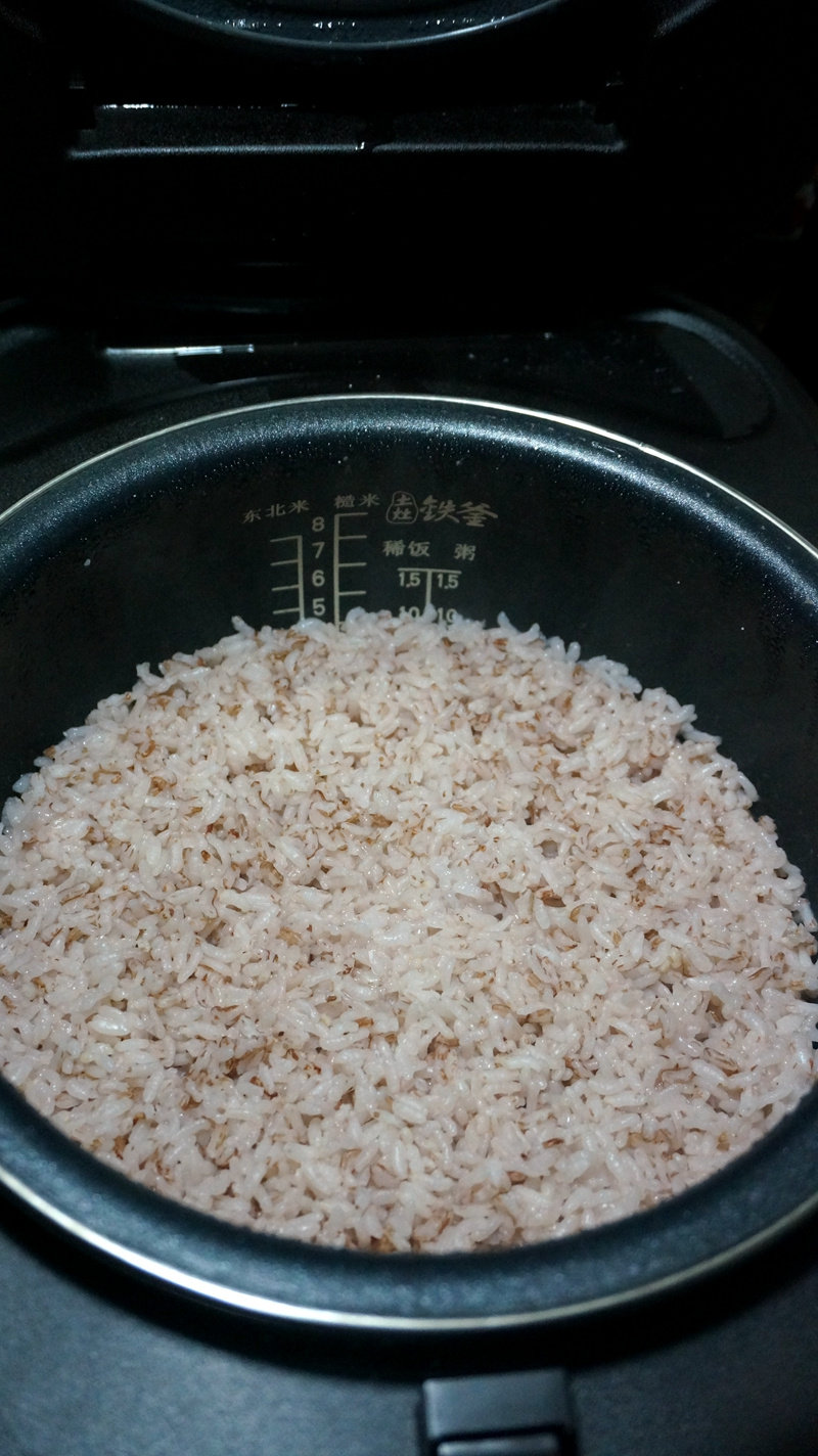 Steps for Cooking Red Glutinous Rice and White Rice
