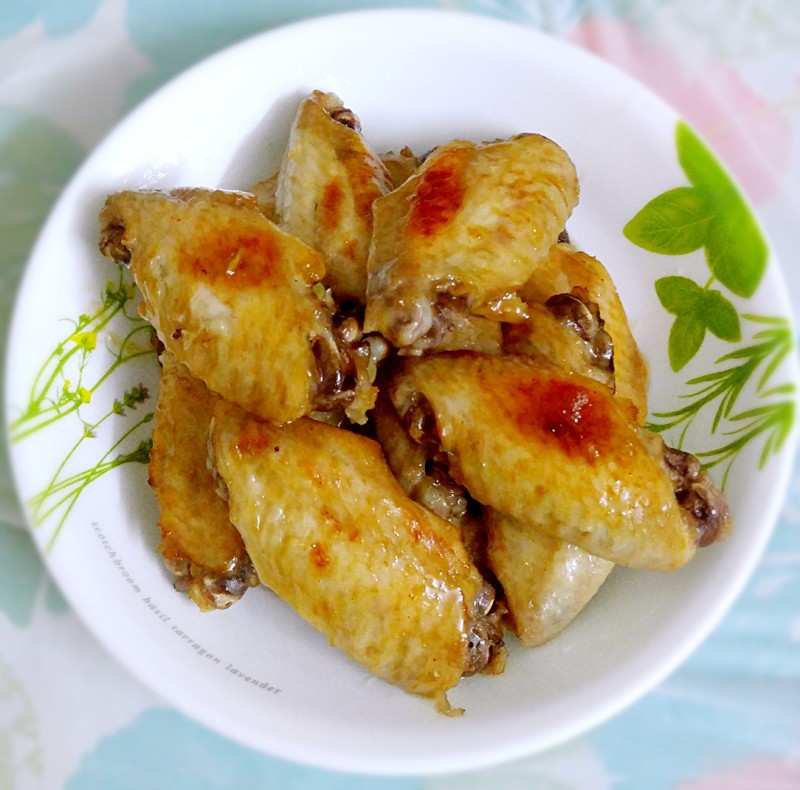 Tom Yum Chicken Wings