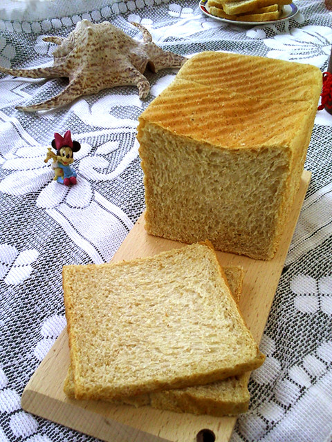 Whole Wheat Tangzhong Toast