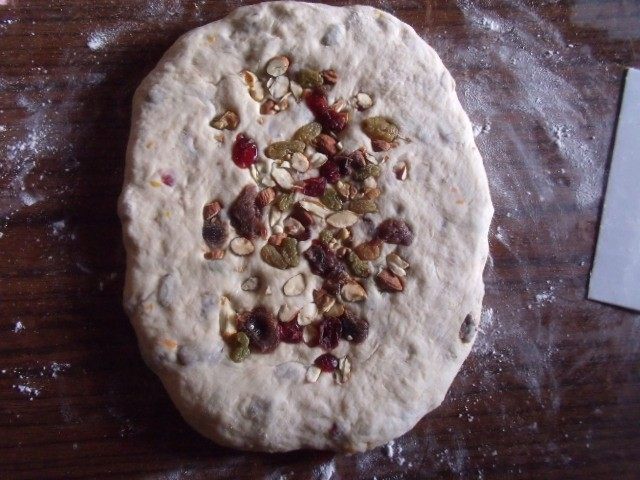 Steps to Make Stollen, the Christmas Bread That Has Been Popular in Europe for 300 Years