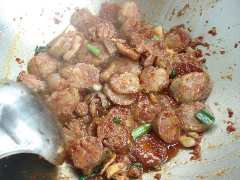 Steps for Making Spicy Fried Sausage