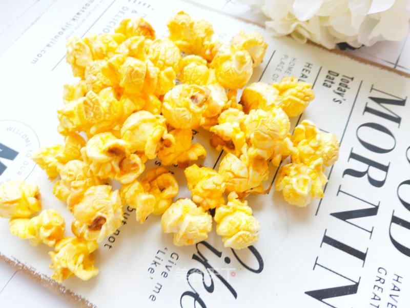 Must-Have Snack for Holidays: Simple and Quick Original Popcorn