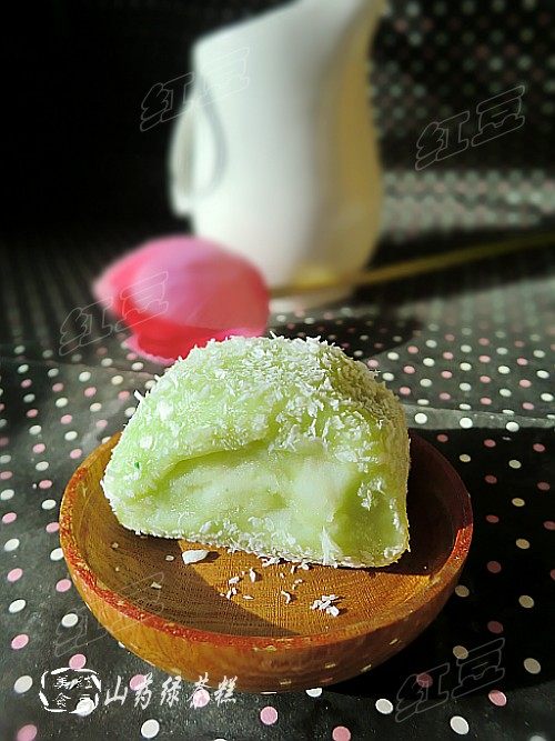 Delicious Snack - Yam Green Tea Cake