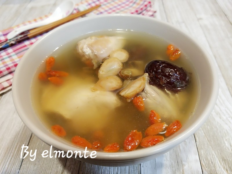 Steps to Make Ginseng and Tianqi Chicken Soup