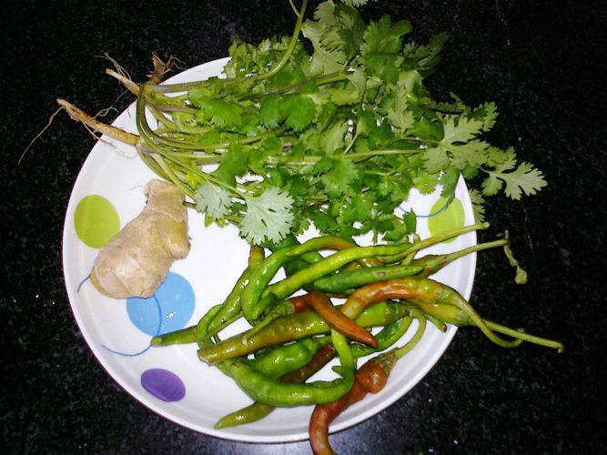 Steps for Making Home-style Boiled Fish Head