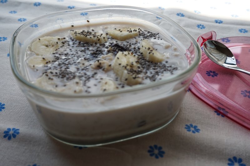 Chia Seed Banana Oatmeal Porridge