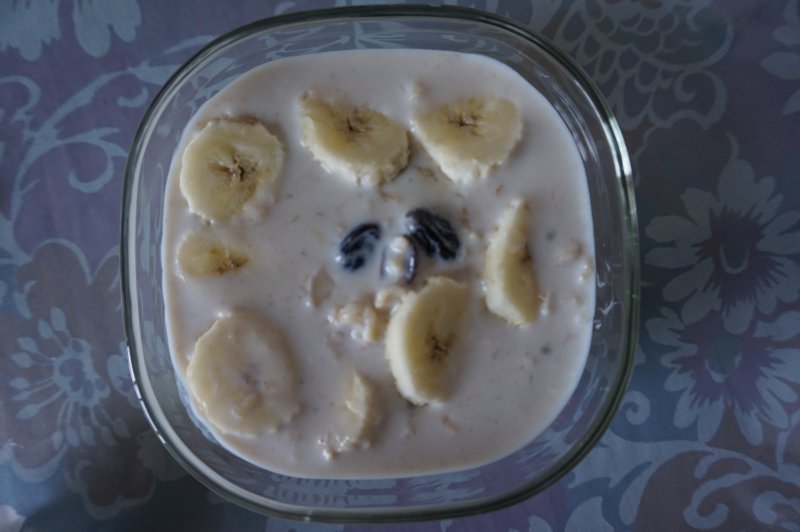 Steps to Make Chia Seed Banana Oatmeal Porridge