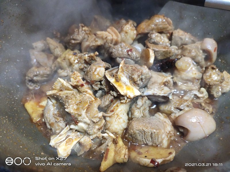 Steps for Cooking Carrot Braised Lamb