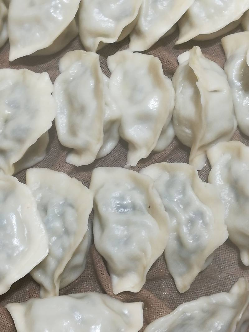 Steps for Making Steamed Water Chestnut Dumplings