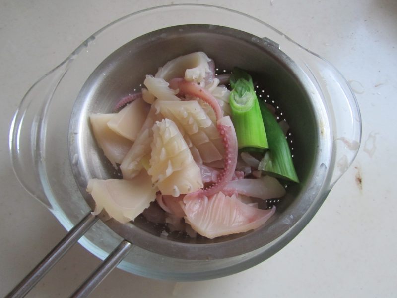 Steps for cooking Gong Bao Squid