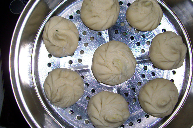 Steps for Making Pumpkin Steamed Buns