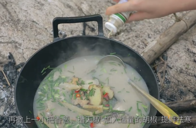 【Xiao Sen Mom's Recipe】Steps for Making Traditional Famous Dish Tianma Fish Head Soup