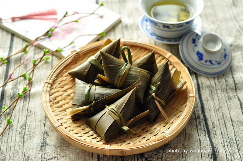 Teriyaki Chicken Leg and Salted Egg Yolk Zongzi