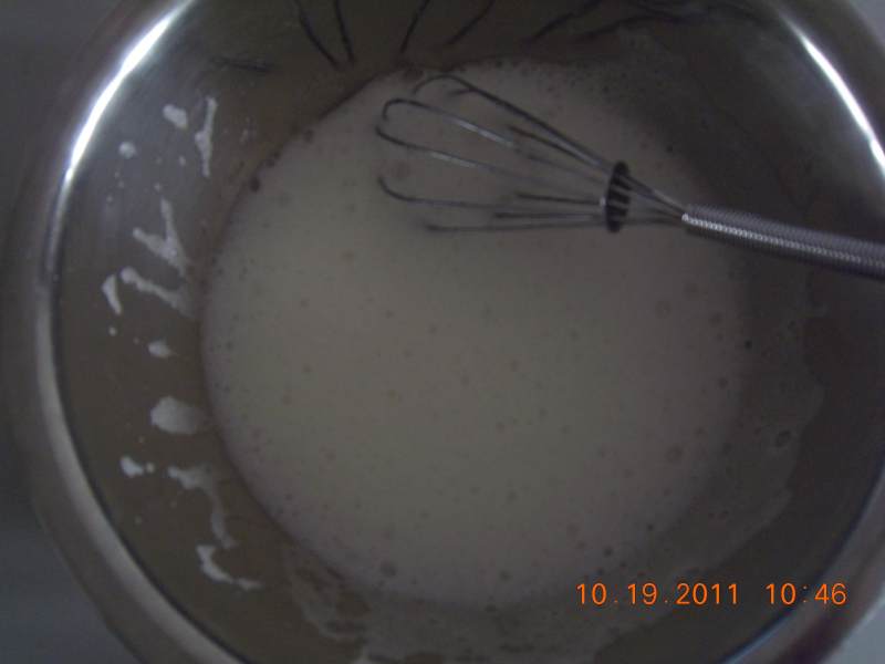 Steps for making cake in an electric pressure cooker