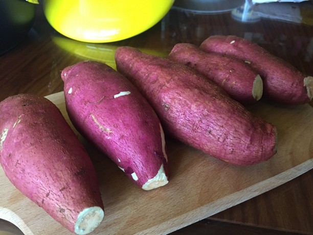 Hele Clay Pot Roasted Sweet Potatoes Cooking Steps