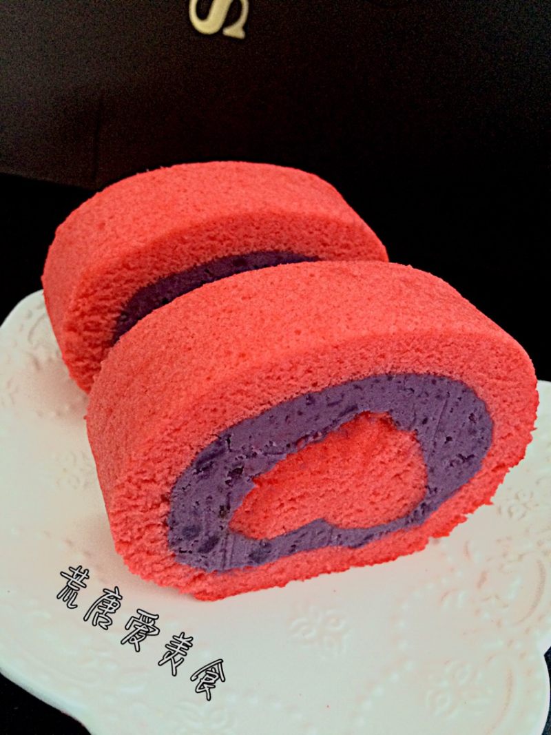 Steps to Make Heart-shaped Cake Roll