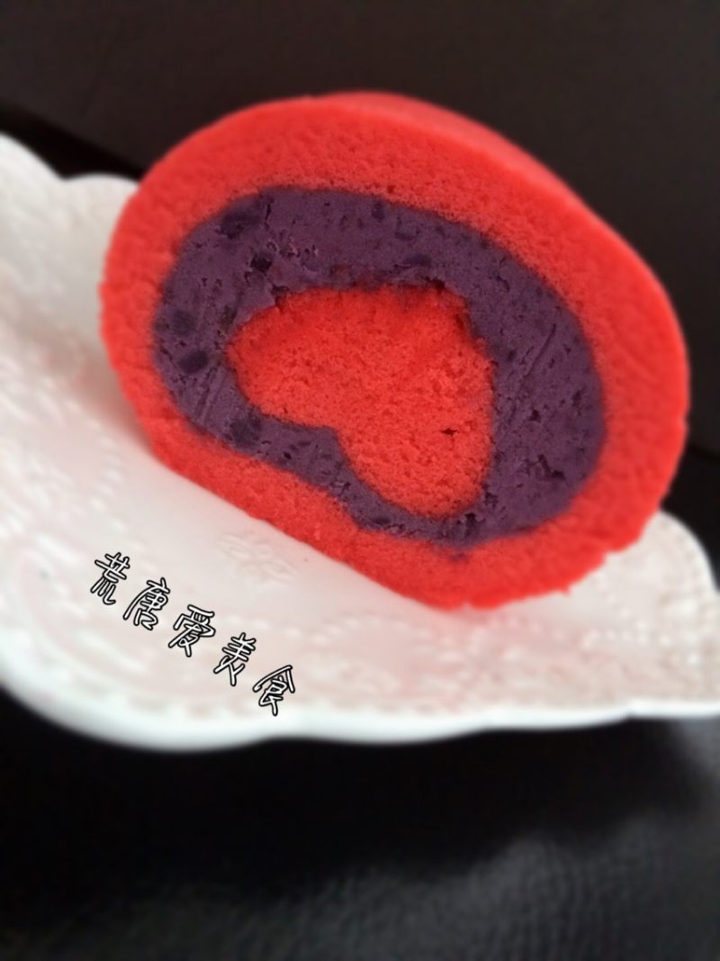 Steps to Make Heart-shaped Cake Roll