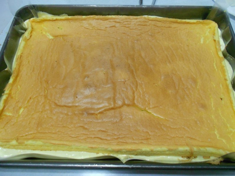 Steps for Making Pumpkin Mousse Cake