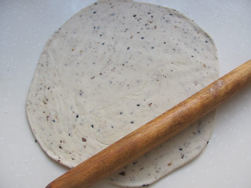 Steps for Making Black Sesame and Sichuan Peppercorn Pancake