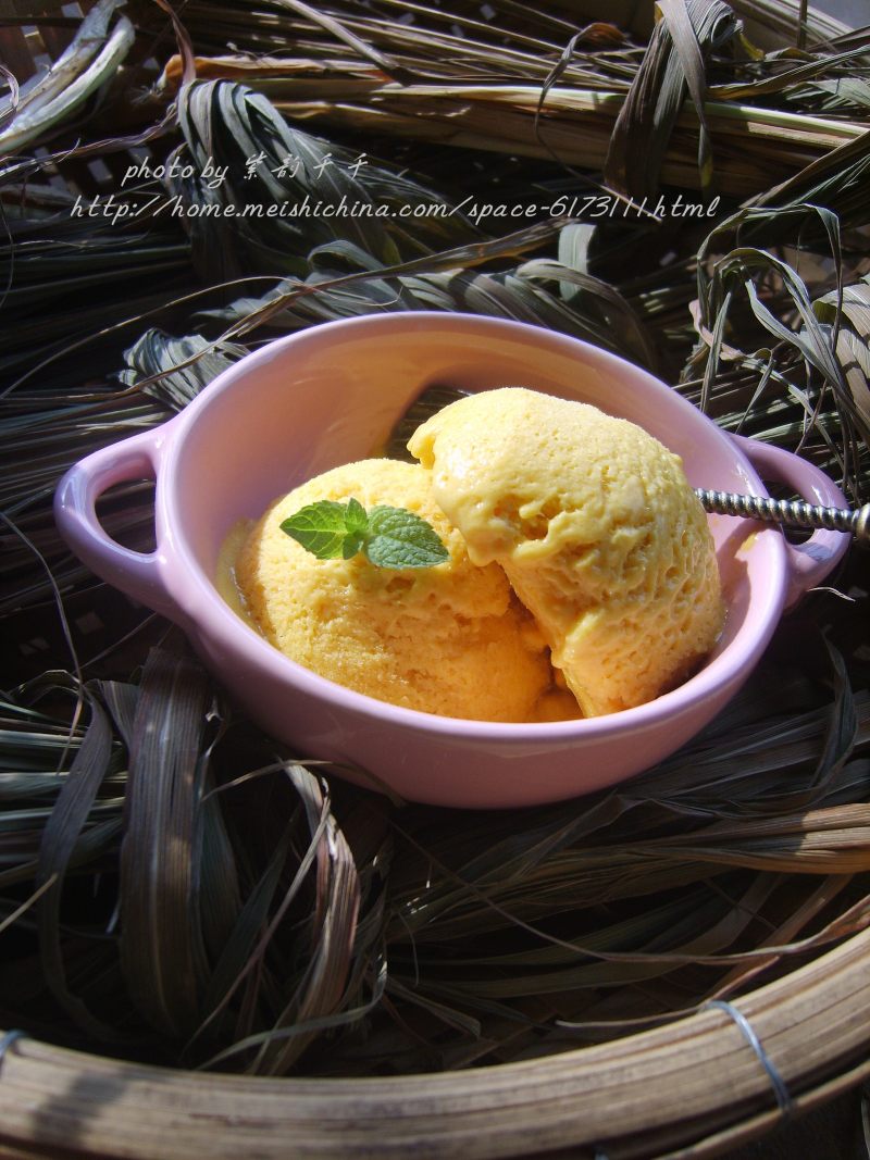 Mango Ice Cream