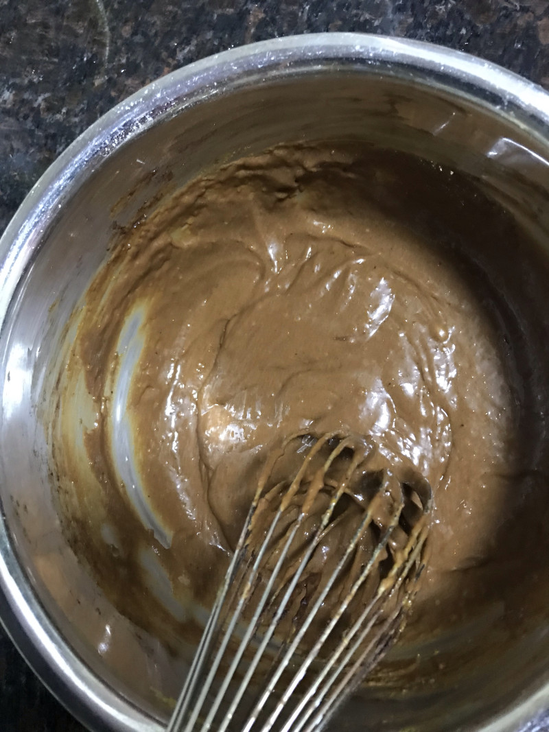 Steps for Making Chocolate Flavored Old-Fashioned Cake