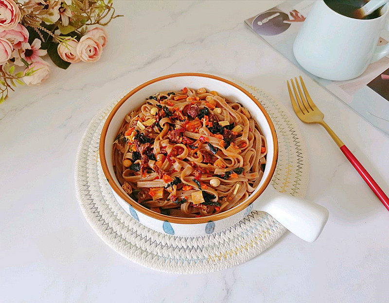 Corned Beef Sauce Buckwheat Noodles