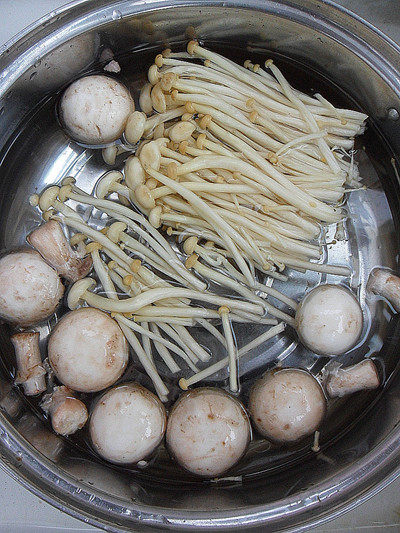 【Winter Health Recipe from Commoners】Chicken Leg Mushroom Soup Cooking Steps