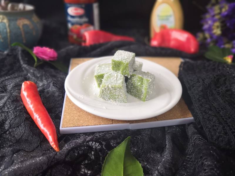 Steps to Make Matcha Milk Squares