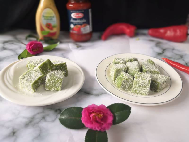 Steps to Make Matcha Milk Squares