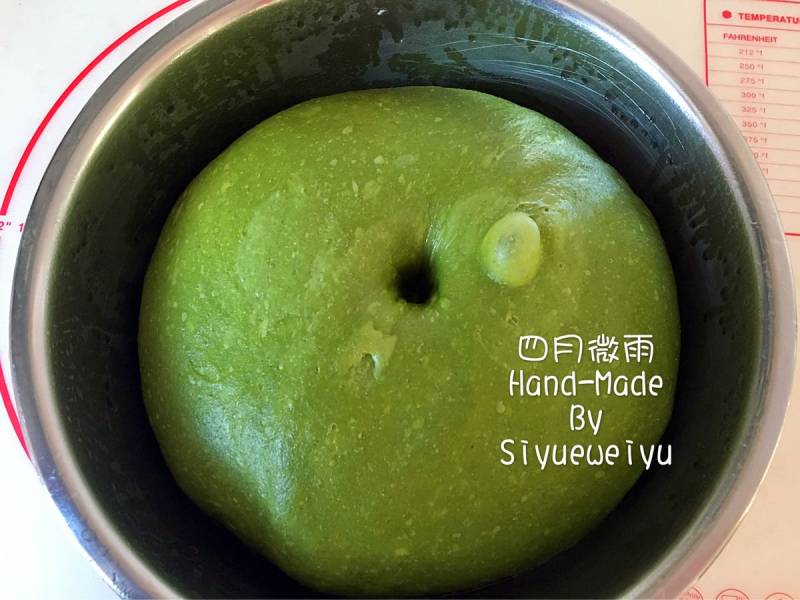 Steps for Making Matcha Mochi Soft European Bread