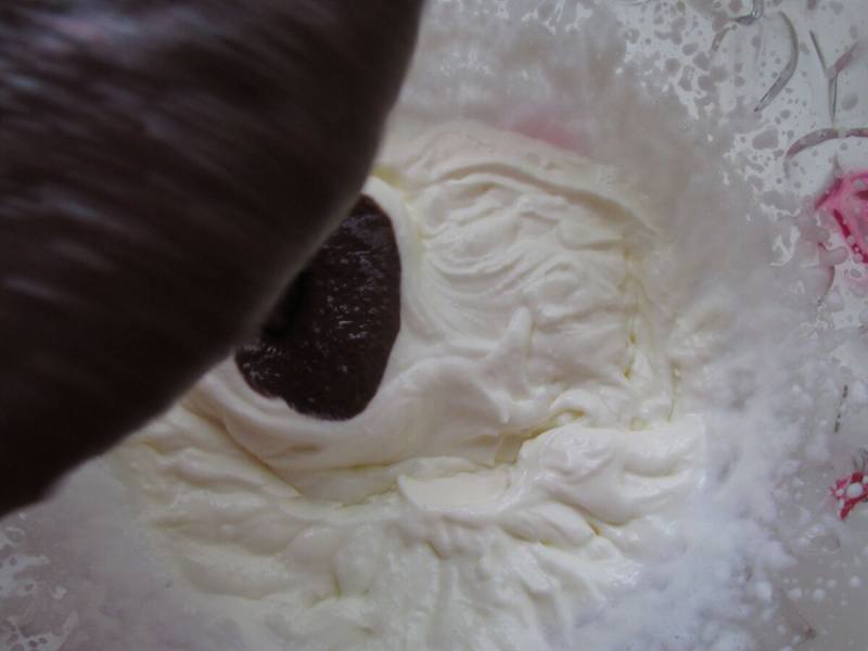 Steps to Make Mulberry Mousse