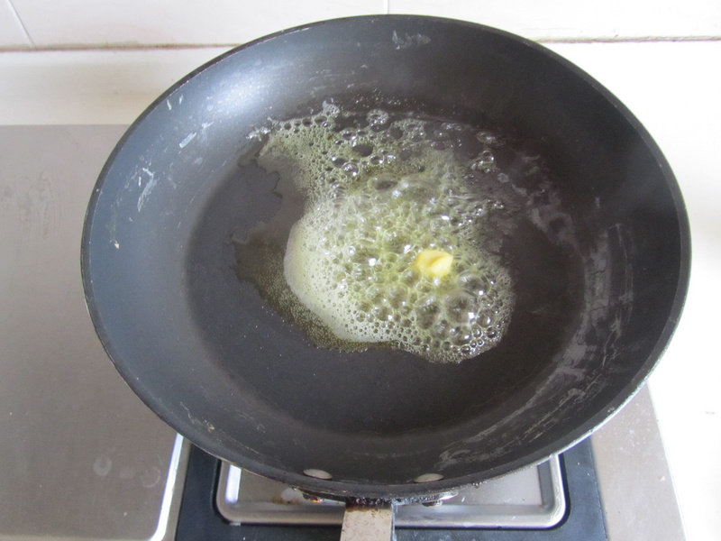 Step-by-Step Cooking Instructions for Pineapple Chicken Stir-Fried Noodles