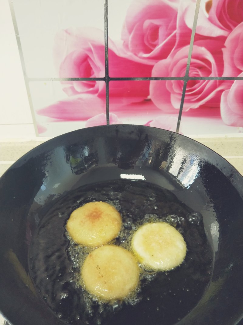 Steps for Making Homemade Fried Cake